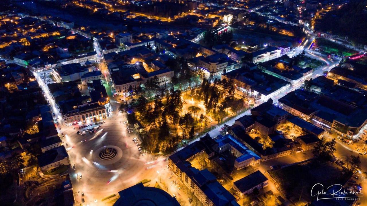Апартаменты Chika Кутаиси Экстерьер фото